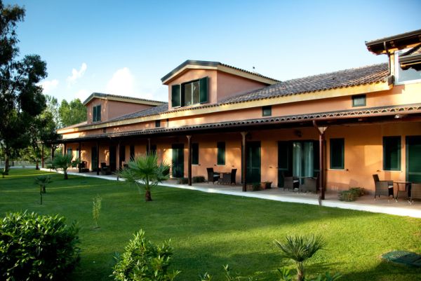 la bruca resort scalea