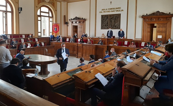 reggio consiglio comunale primo da maggioranza
