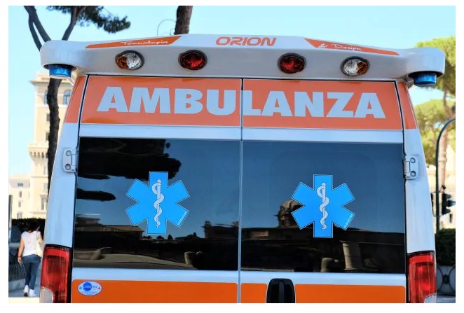 ambulanza roseto capo spulico