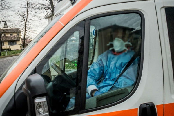 coronavirus ambulanza 